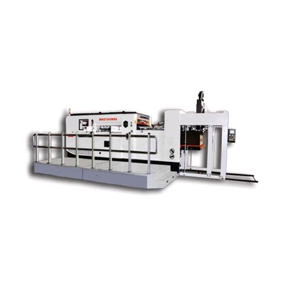 MWZ 1300WHA Semi-auto flatbed die cutter with EZ feeder