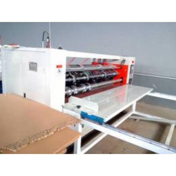 BDFQ-2500 slitting machine